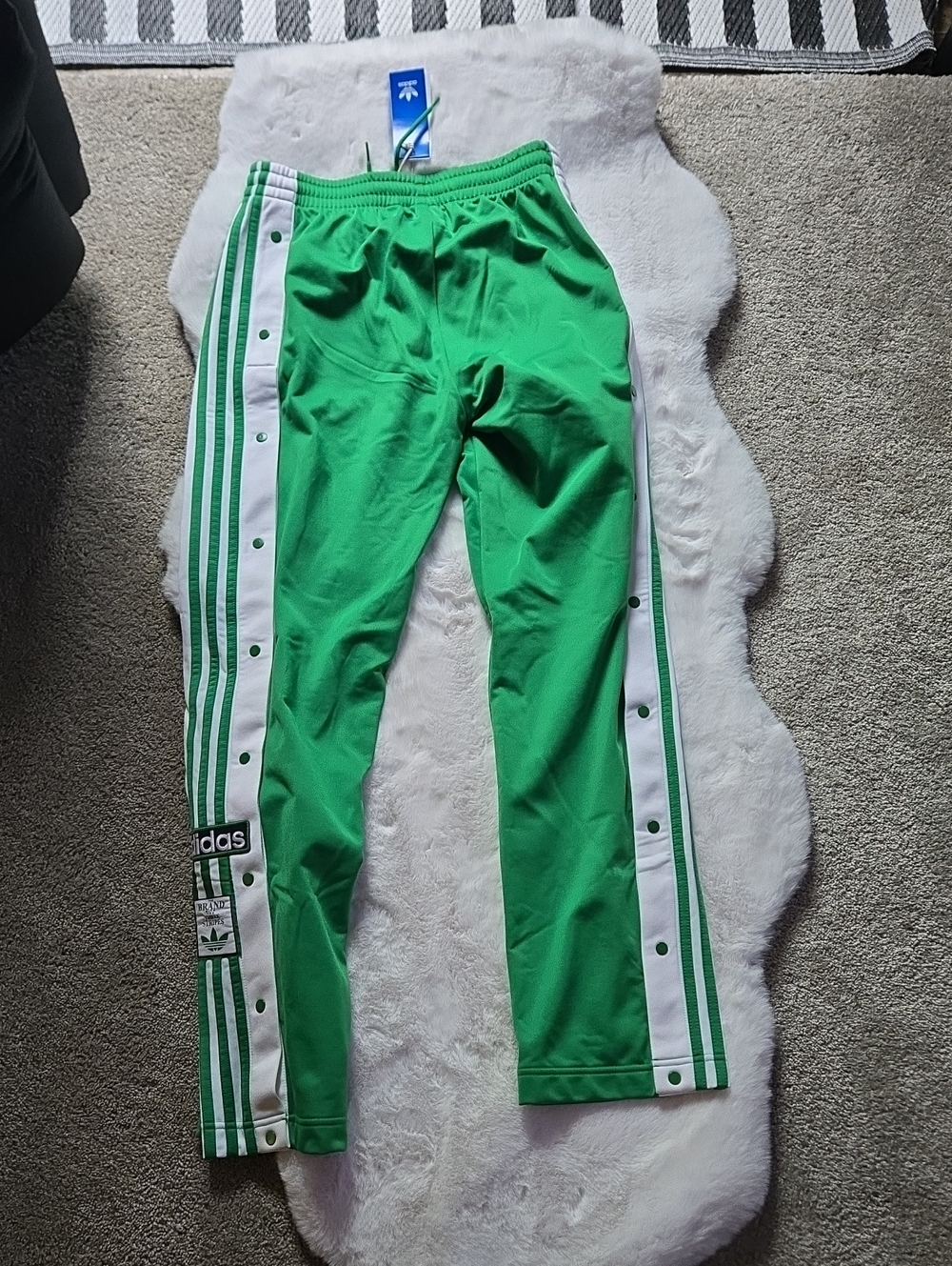 NWT Adidas Originals Women's Green Adibreak Pants - Picture 4 of 10
